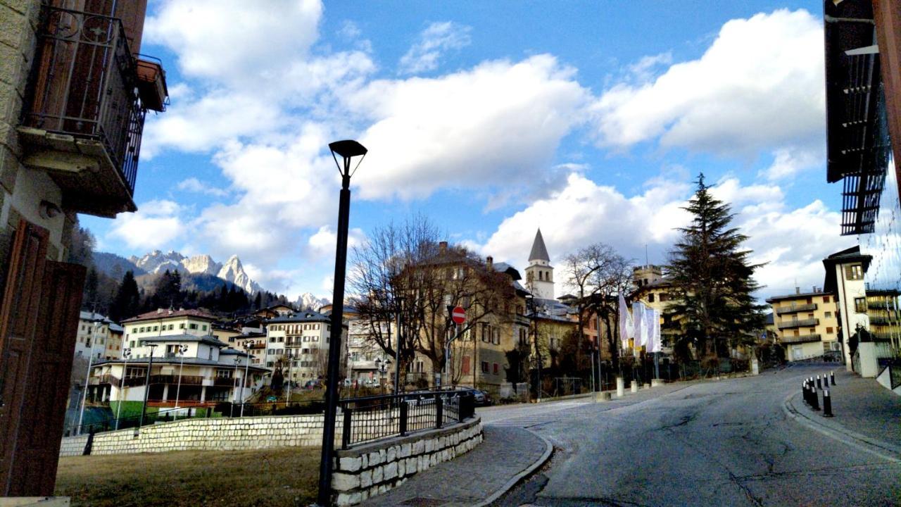 Appartamento Al Sole ปีแอเว ดี กาโดเร ภายนอก รูปภาพ